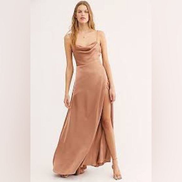 Fame and Partmers discontinued Rosabel maxi dress in Bronze - Picture 3 of 10